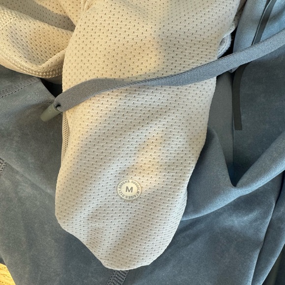 Lululemon Surge Shorts 6in - Picture 7 of 7